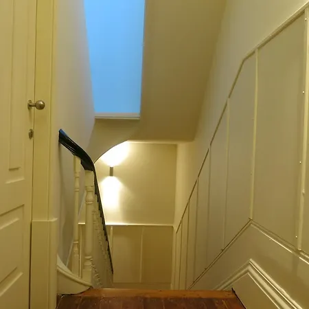 Chateau Flores Apartment *