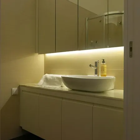 샤토 플로레스 *