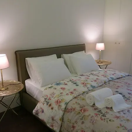 Апартаменты Chateau Flores *