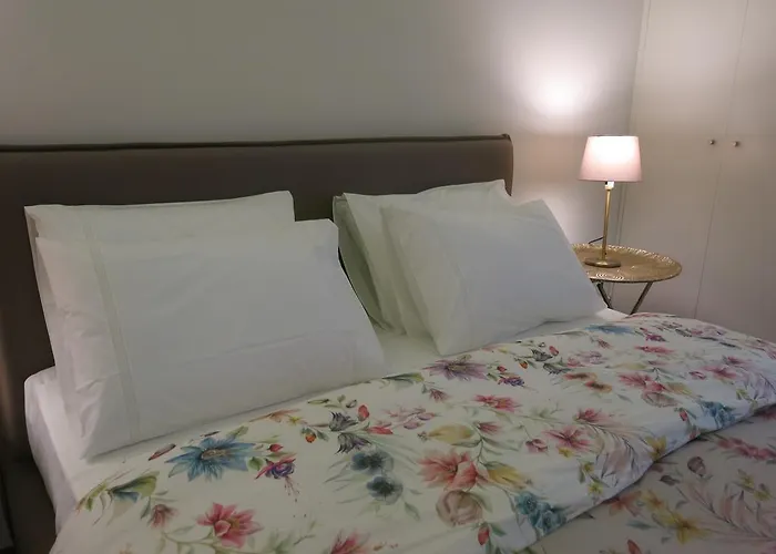 Chateau Flores Апартаменты Порту